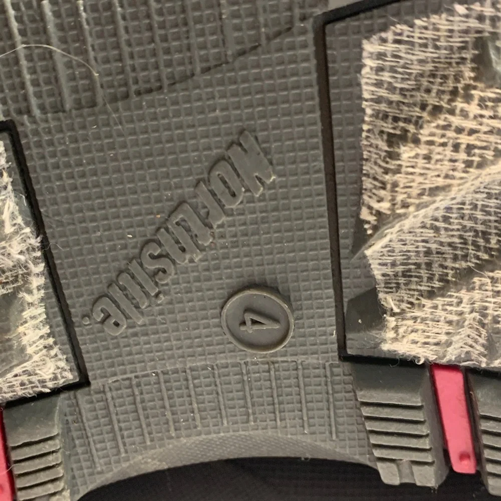 Girls northside size 4 pink and gray Snow Winter Boots
